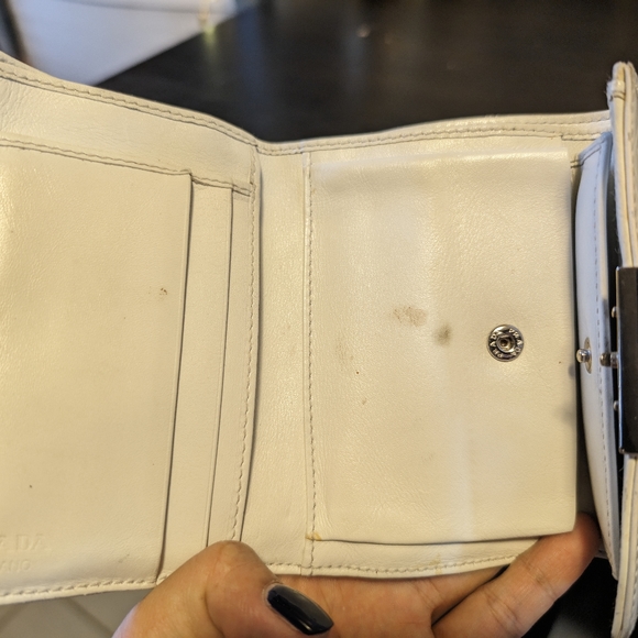Prada White Wallet with Auth card included - Picture 10 of 16